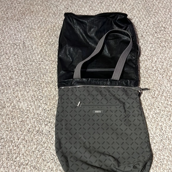 Roots cute bag!! - Picture 5 of 6